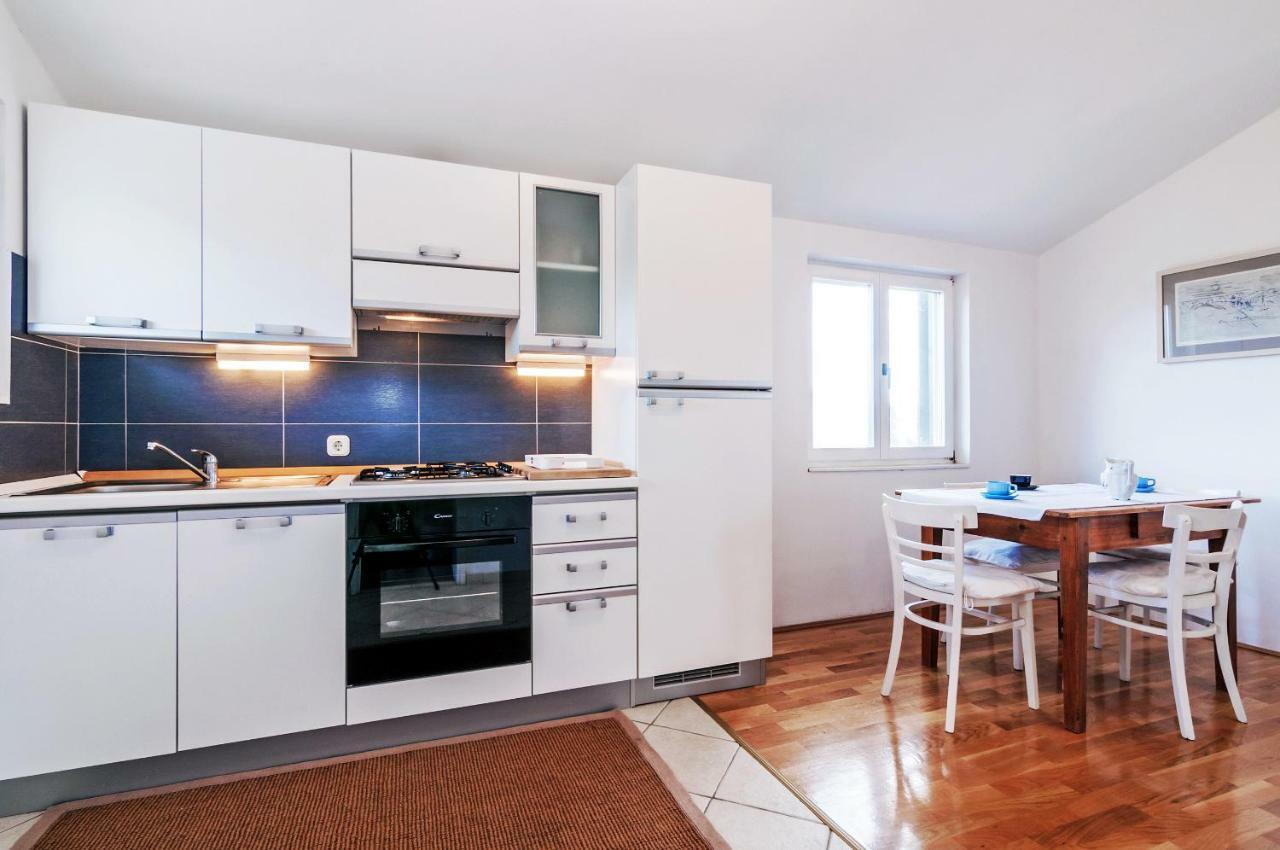 Apartmani Labud Sukošan Eksteriør billede
