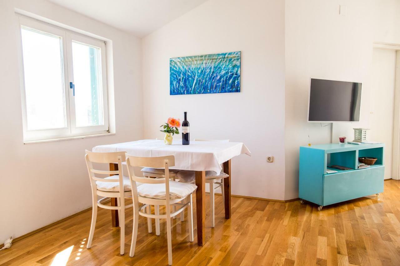 Apartmani Labud Sukošan Eksteriør billede